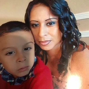 Meet your Posher, Yolanda